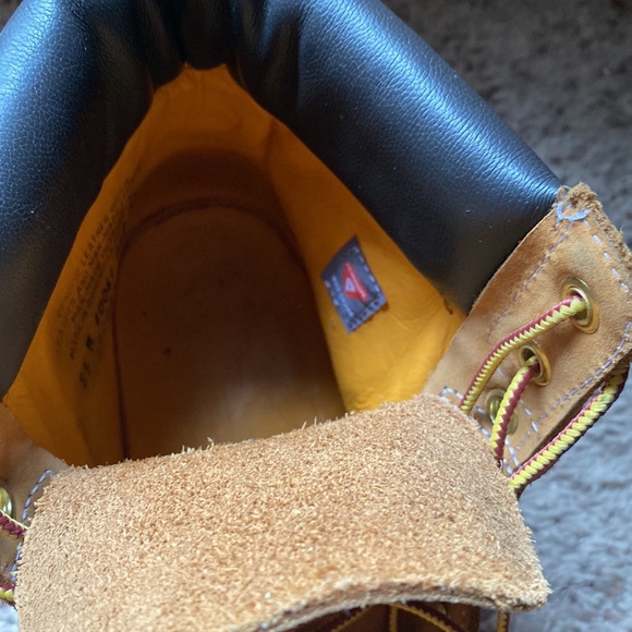 Used Timberlands - Picture 3 of 11